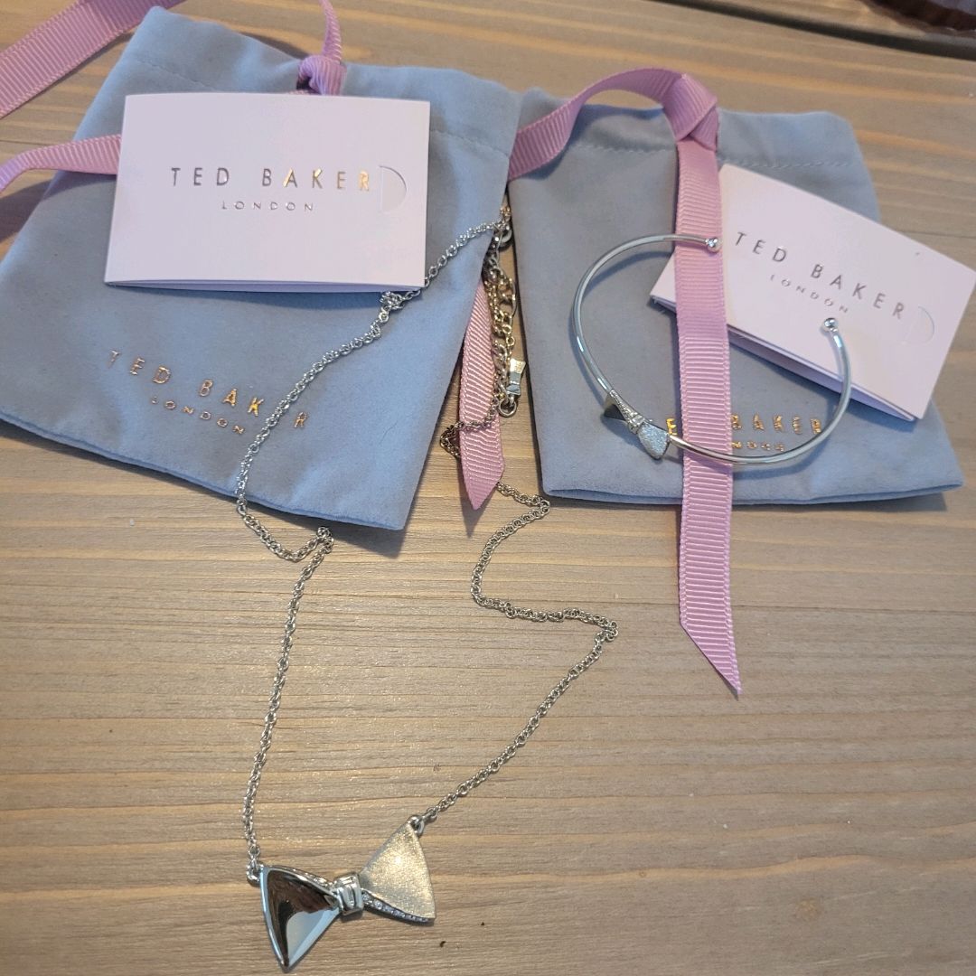 Ted Baker Korut