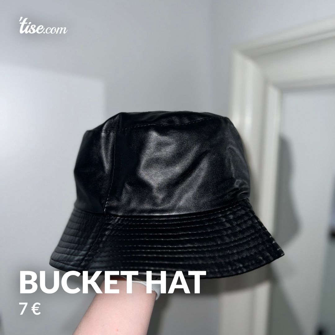 Bucket hat