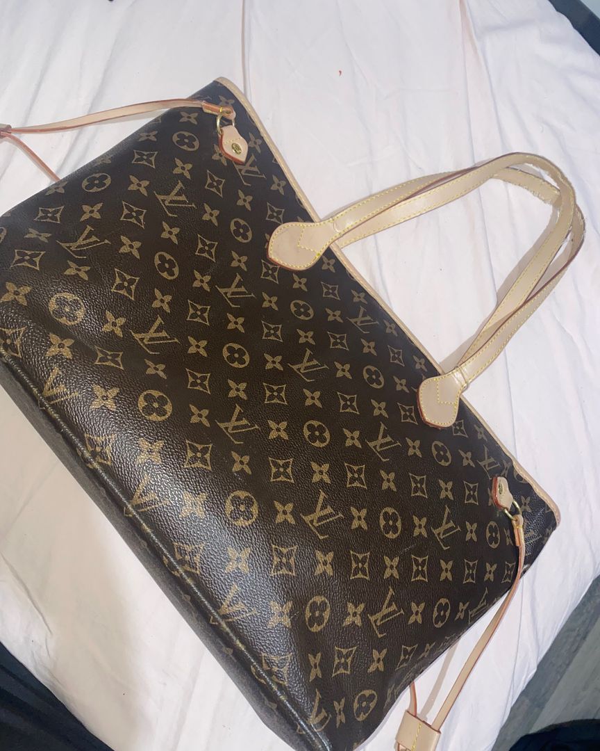 Louis Vuitton laukku