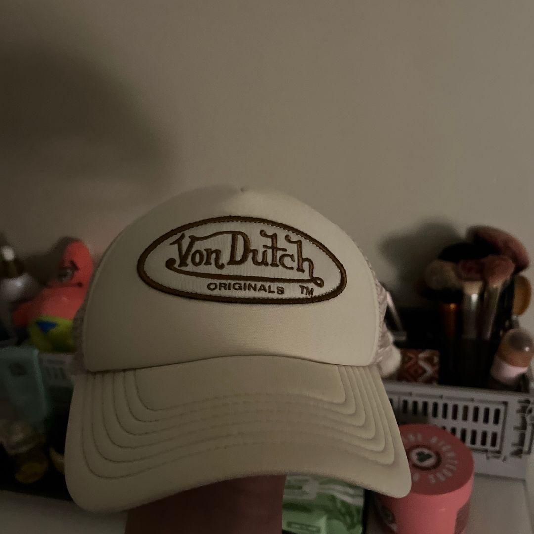 Von dutch caps