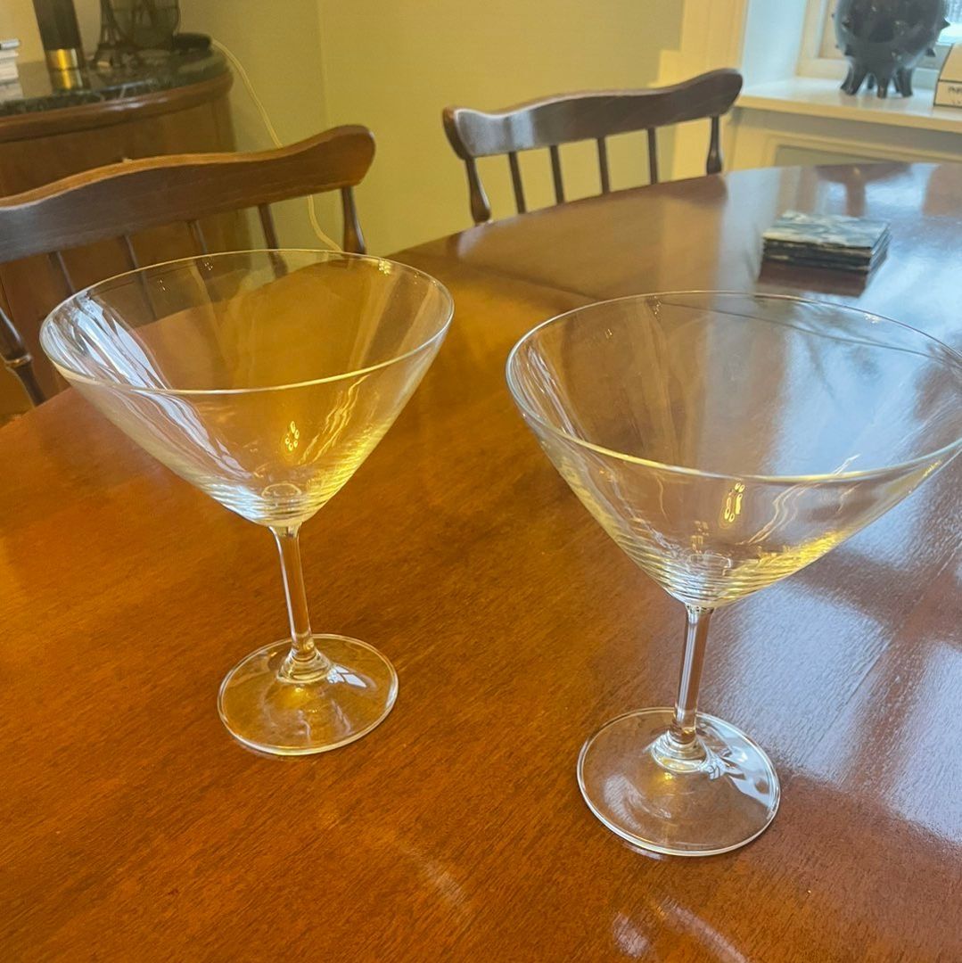 Store martini glass