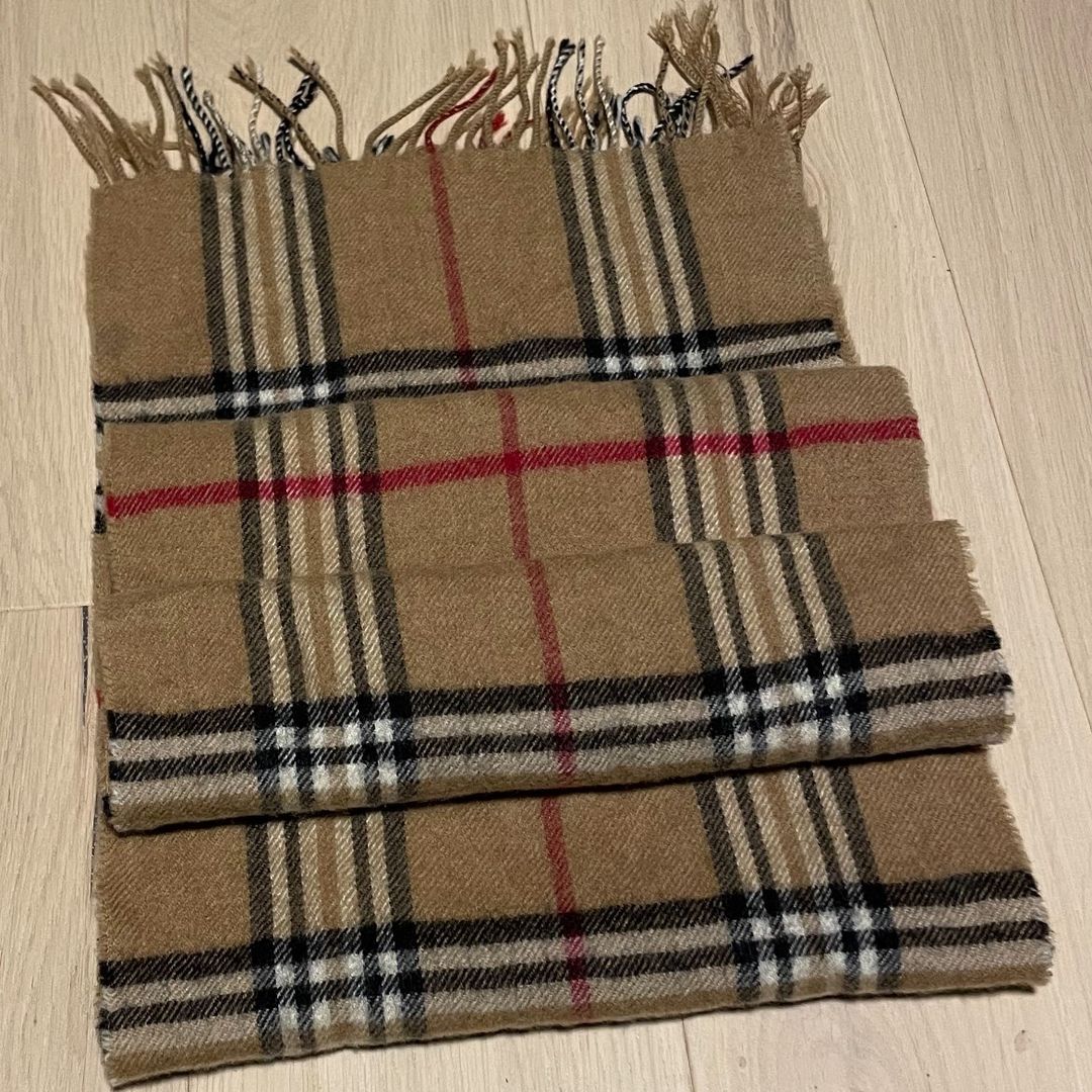 Burberry skjerf