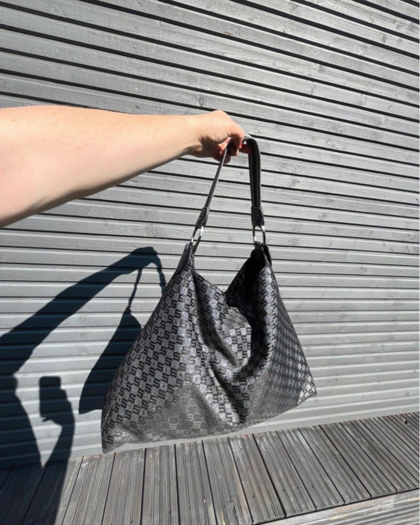 Sisley hobo bag