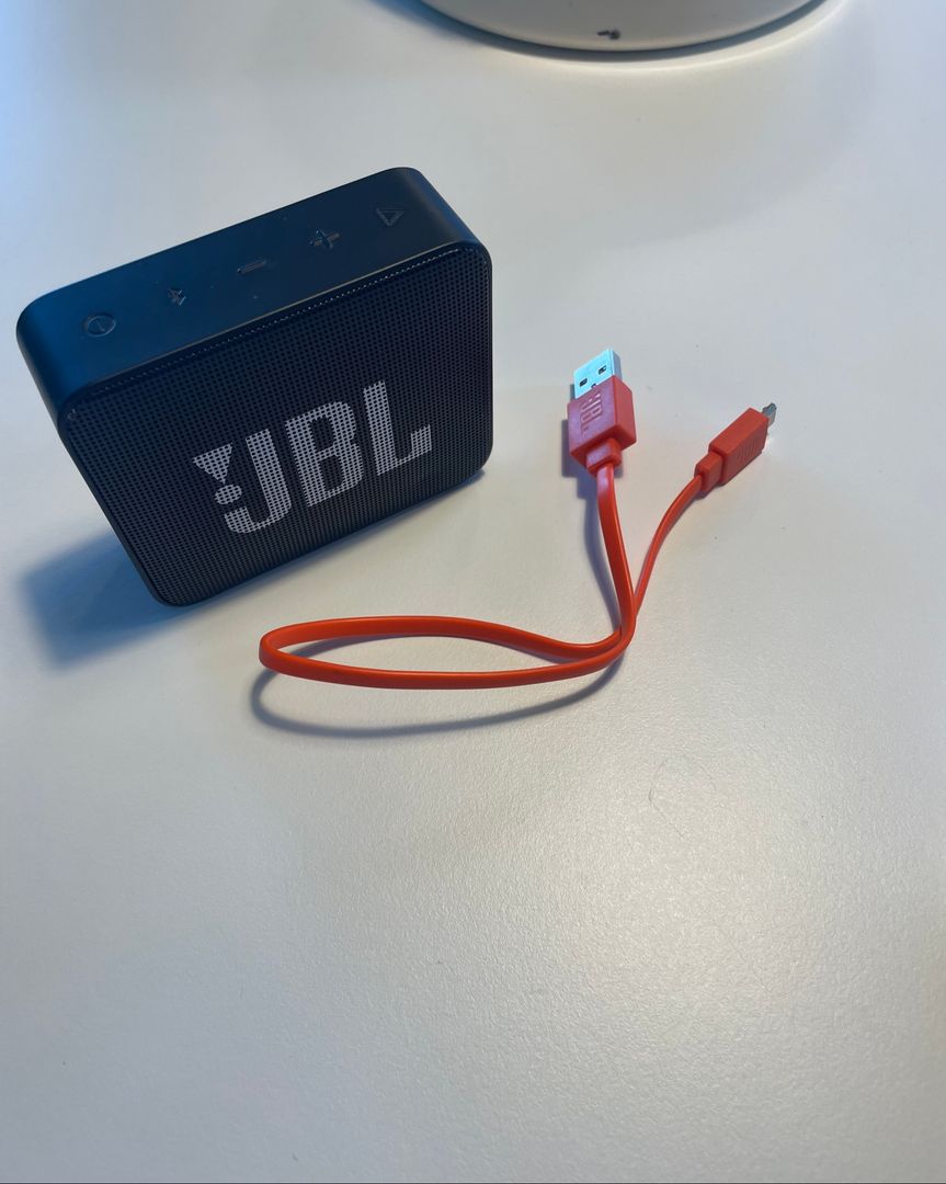 JBL go 2