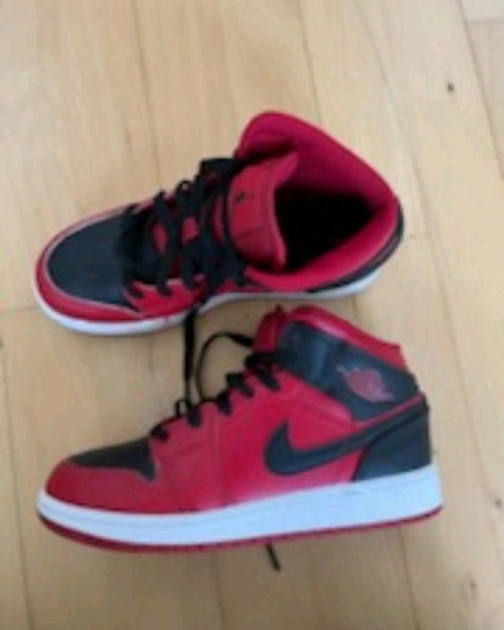 Air Jordan 1 Mid (GS