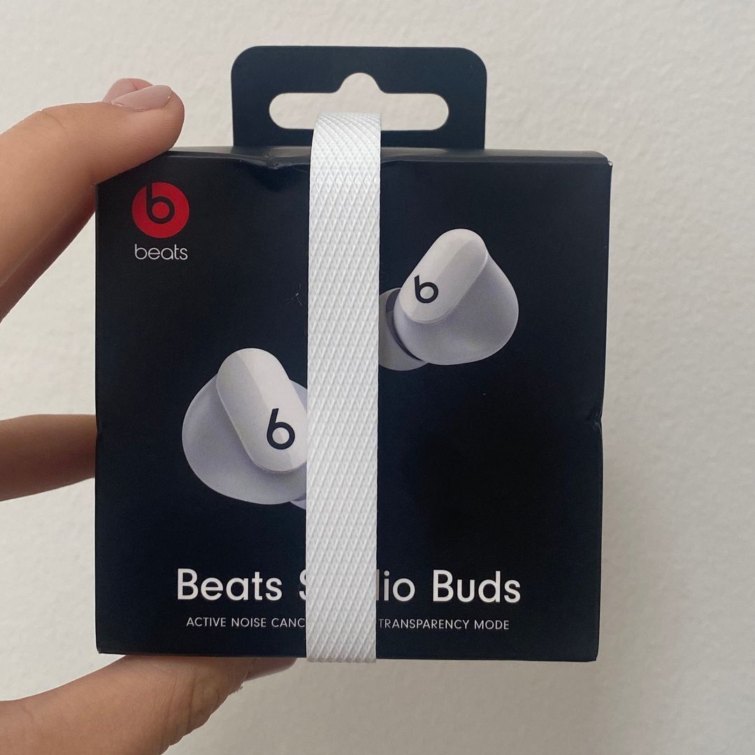 Beats studio buds