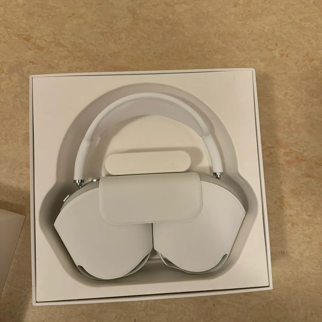 Airpods max