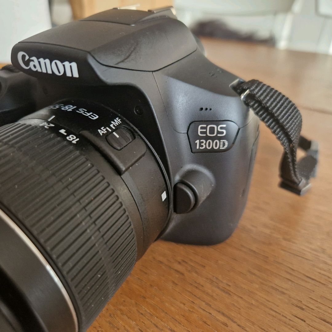 Canon Eos1300d