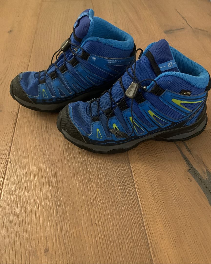 Salomon goretex 36