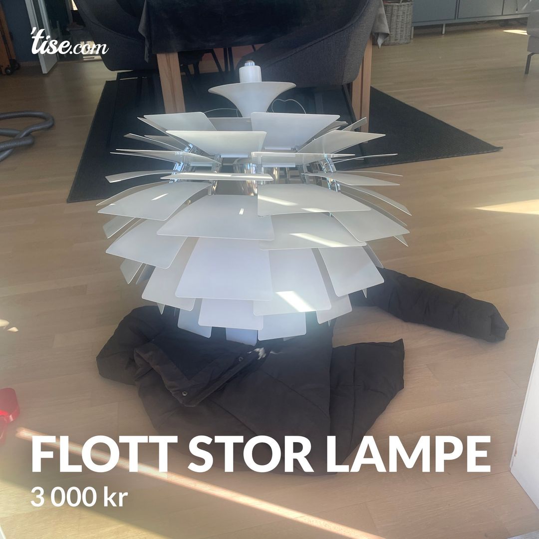 Flott stor lampe