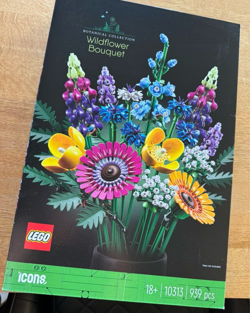 Lego wildflower