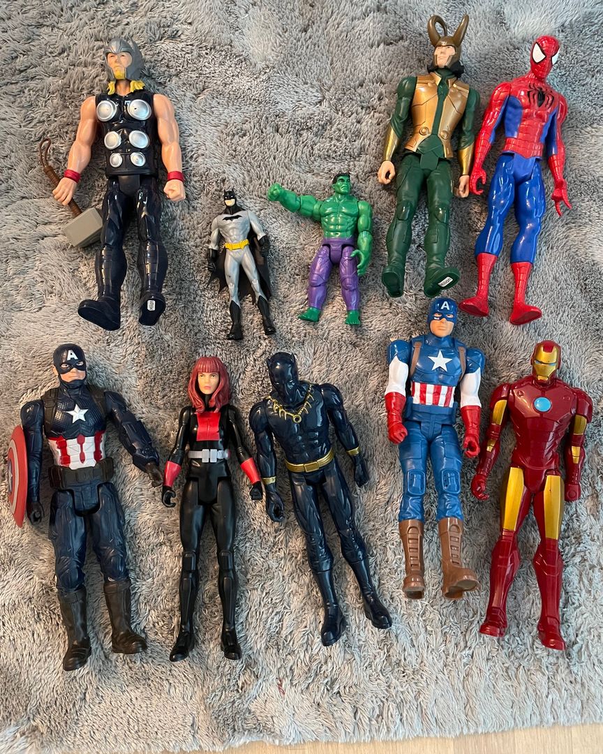 Action figurer