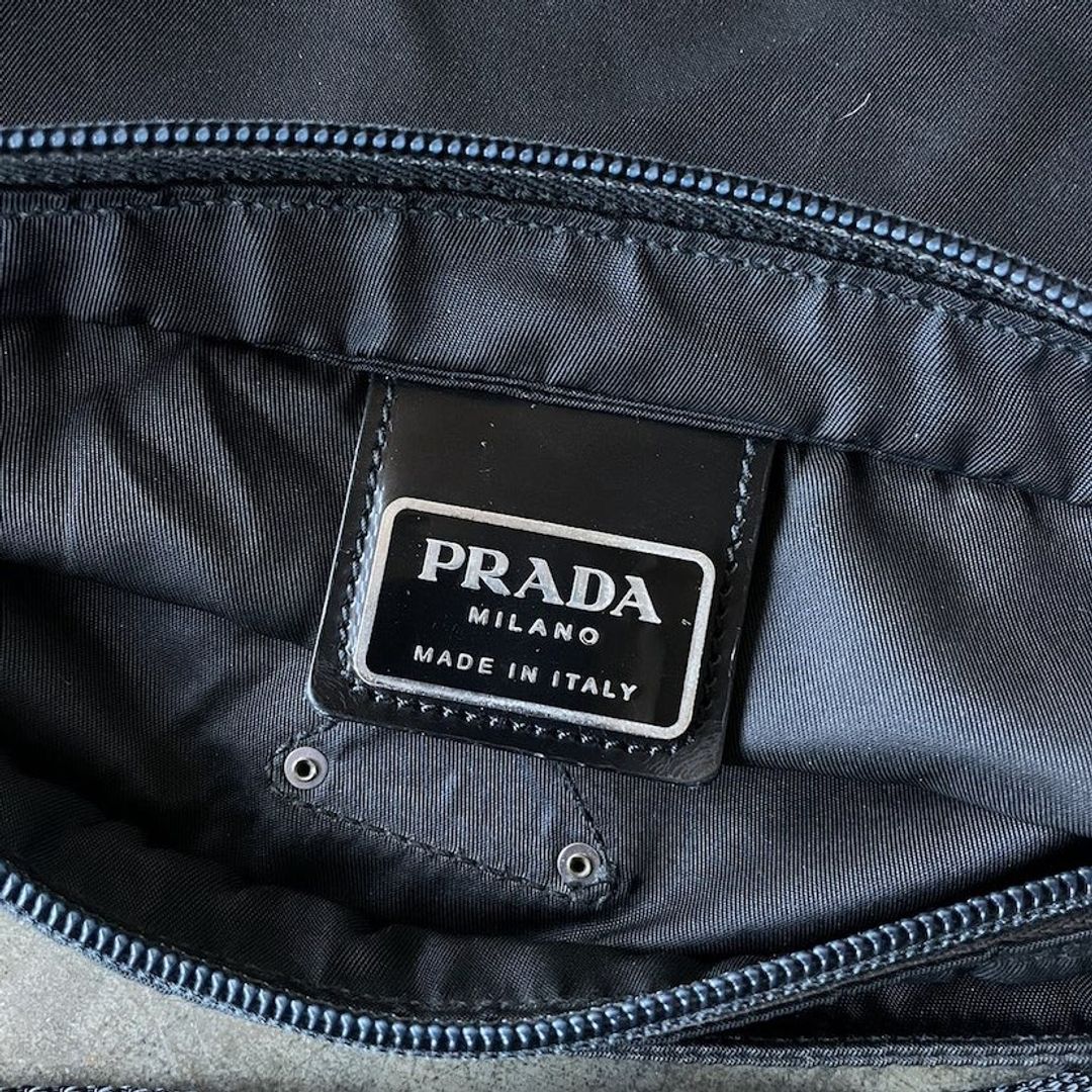 Prada sidebag