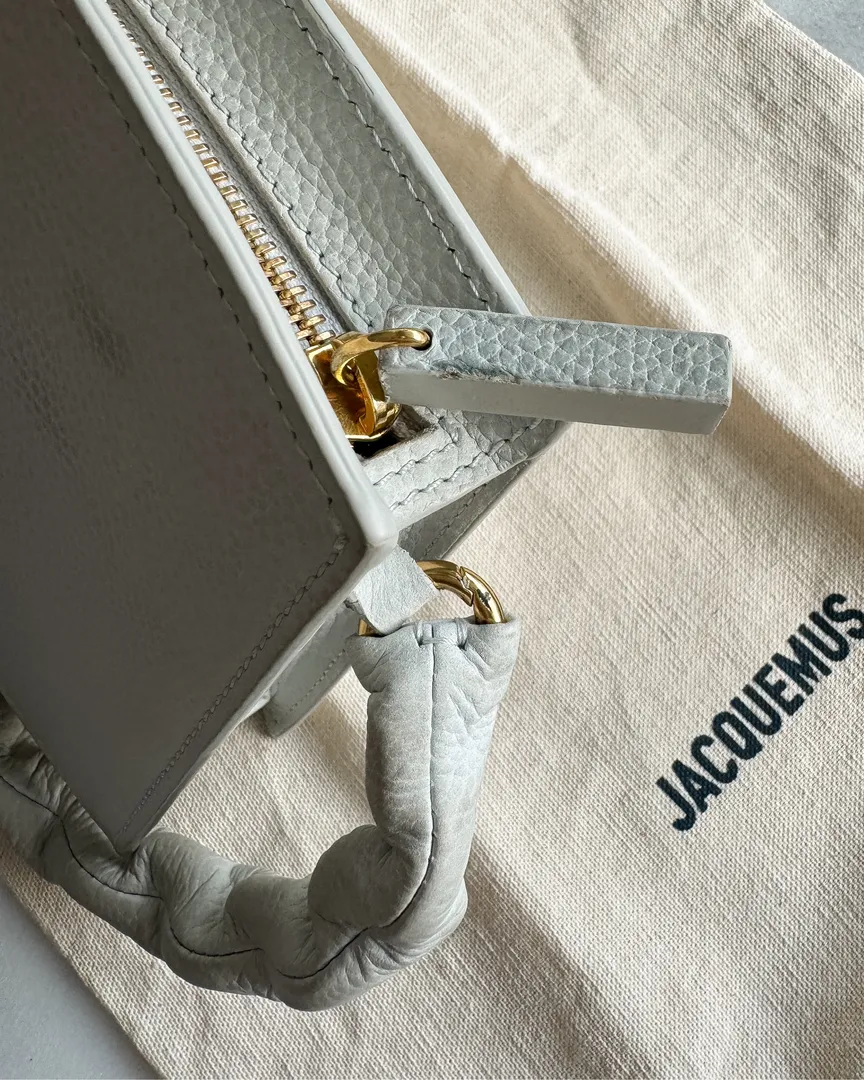 Jacquemus La Vague