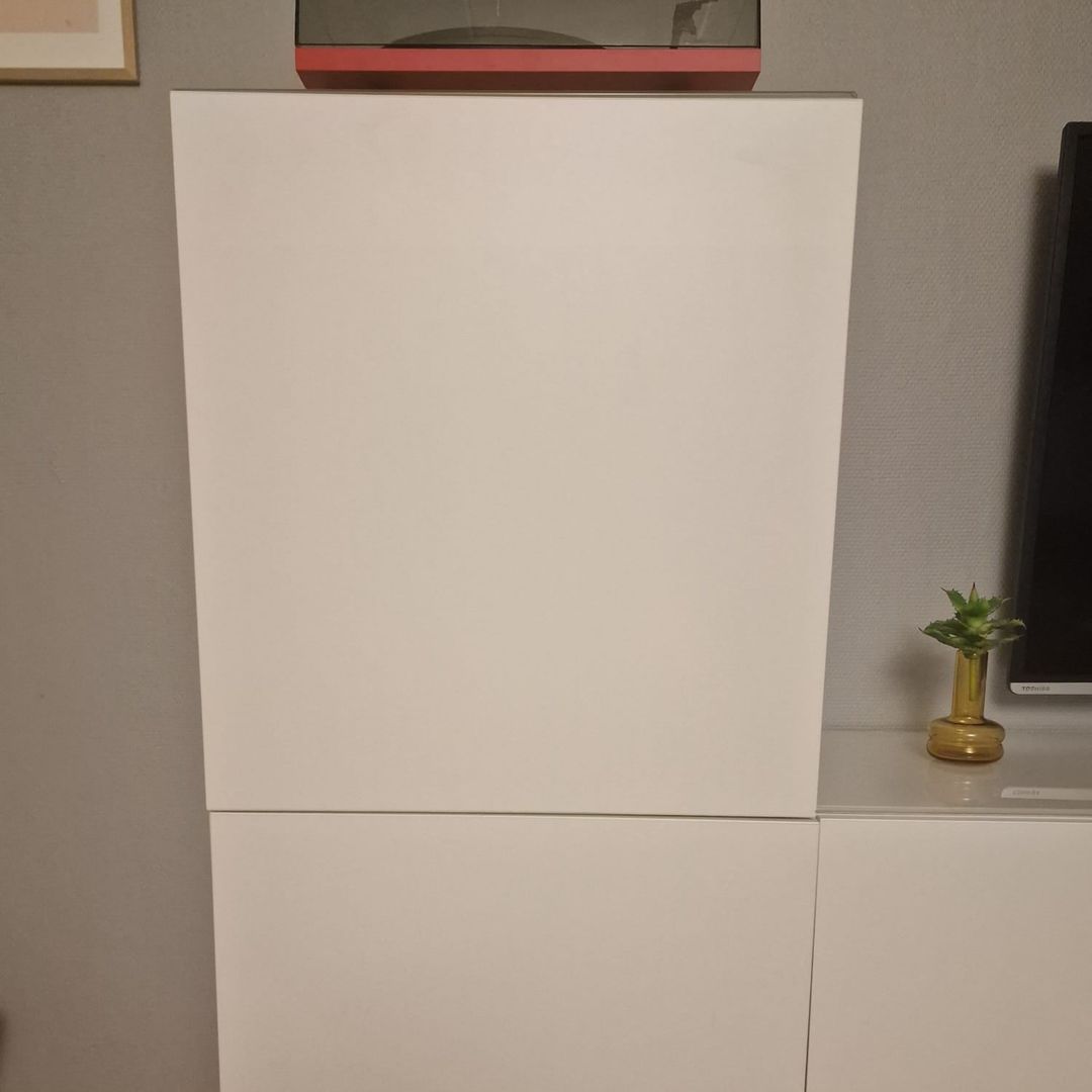 IKEA Hvitt Skap