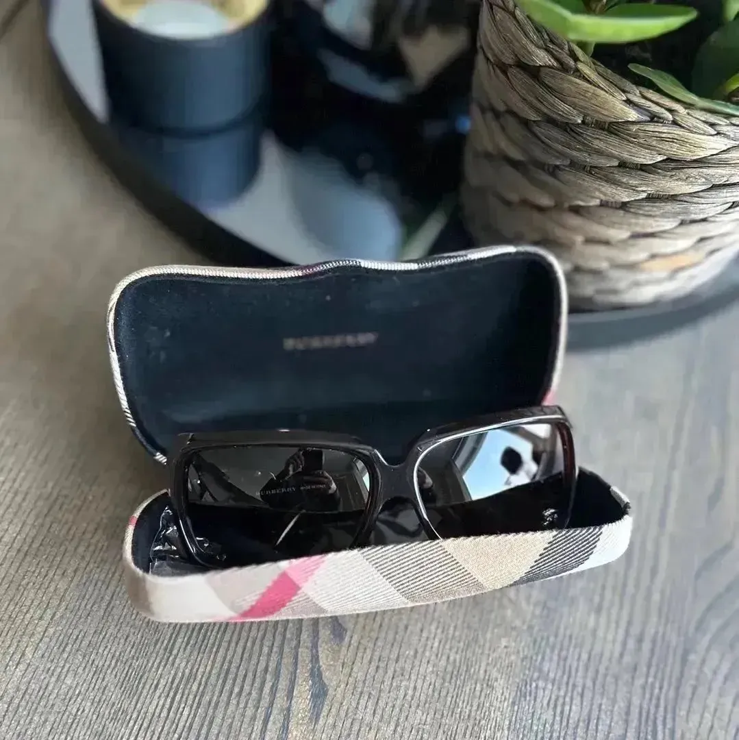 Burberry solbrille