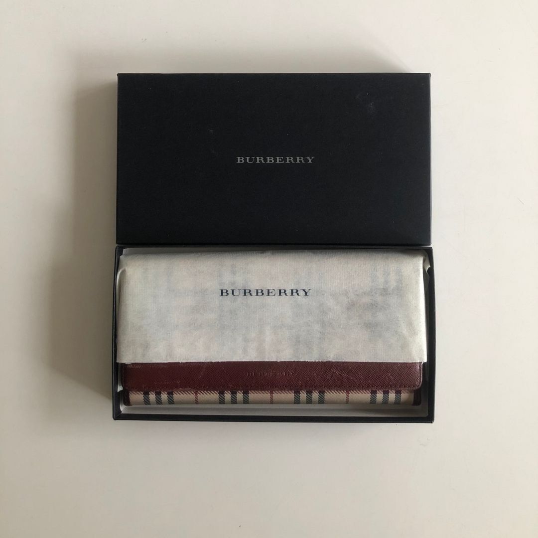 Burberry pung