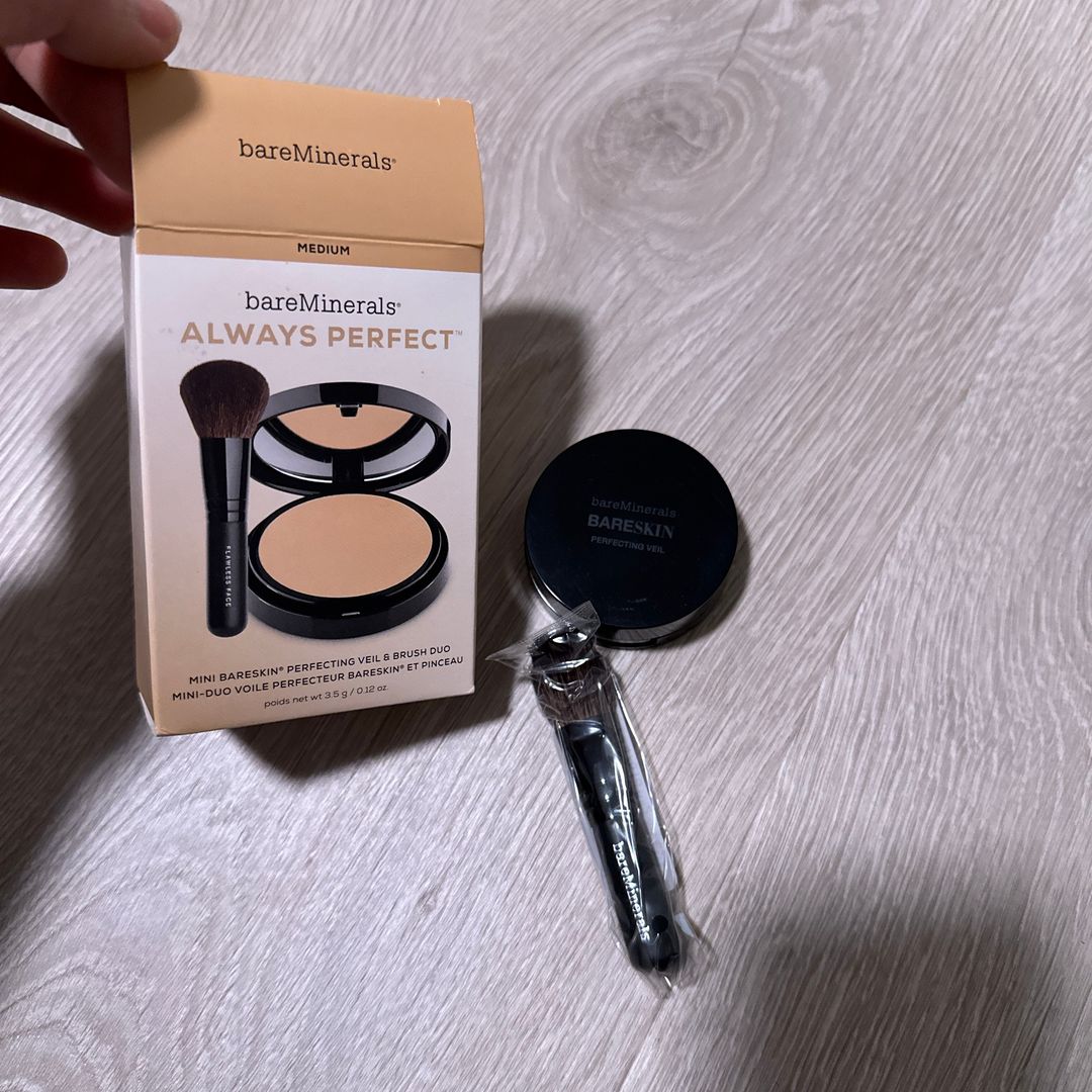 BareMinerals