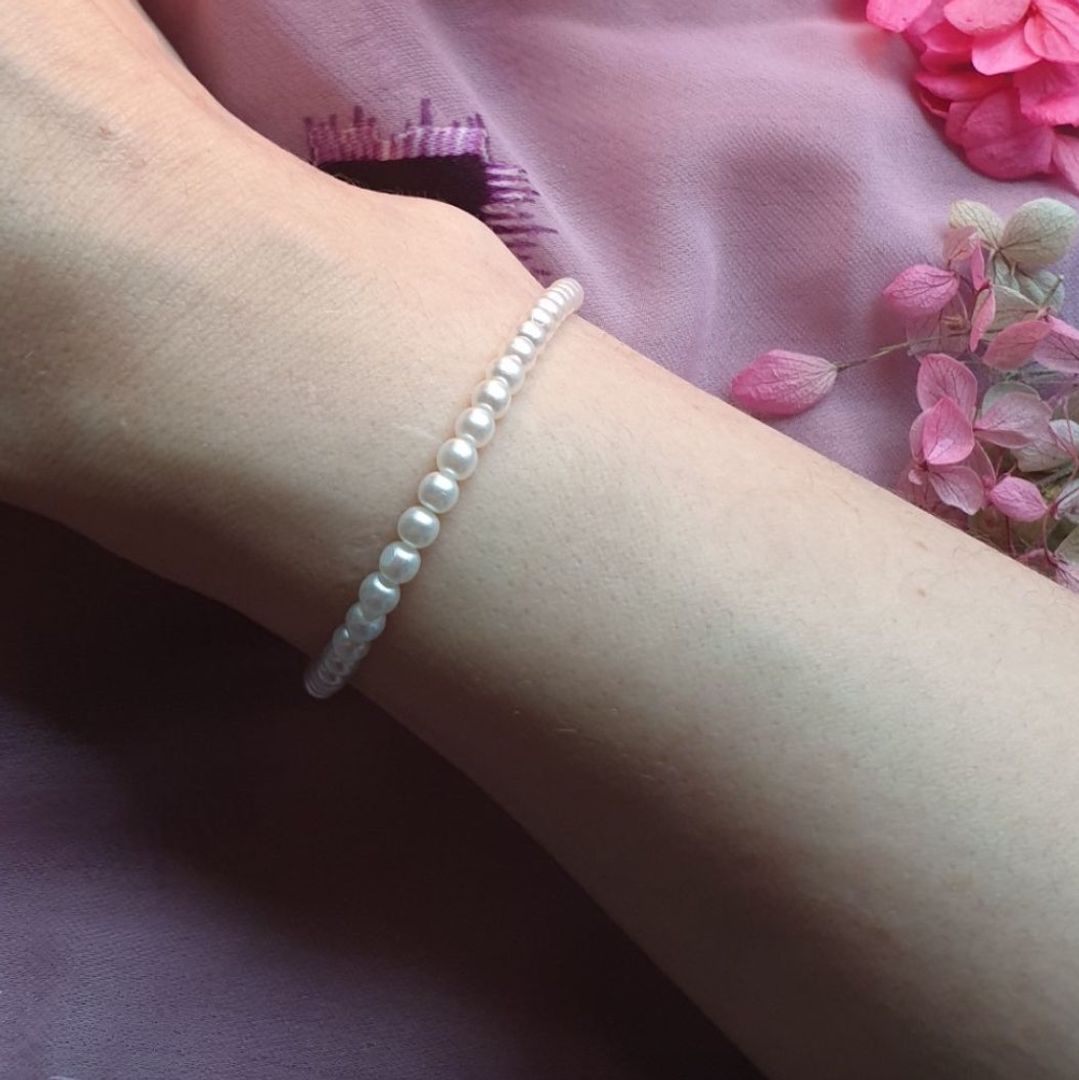 Pearl bracelet