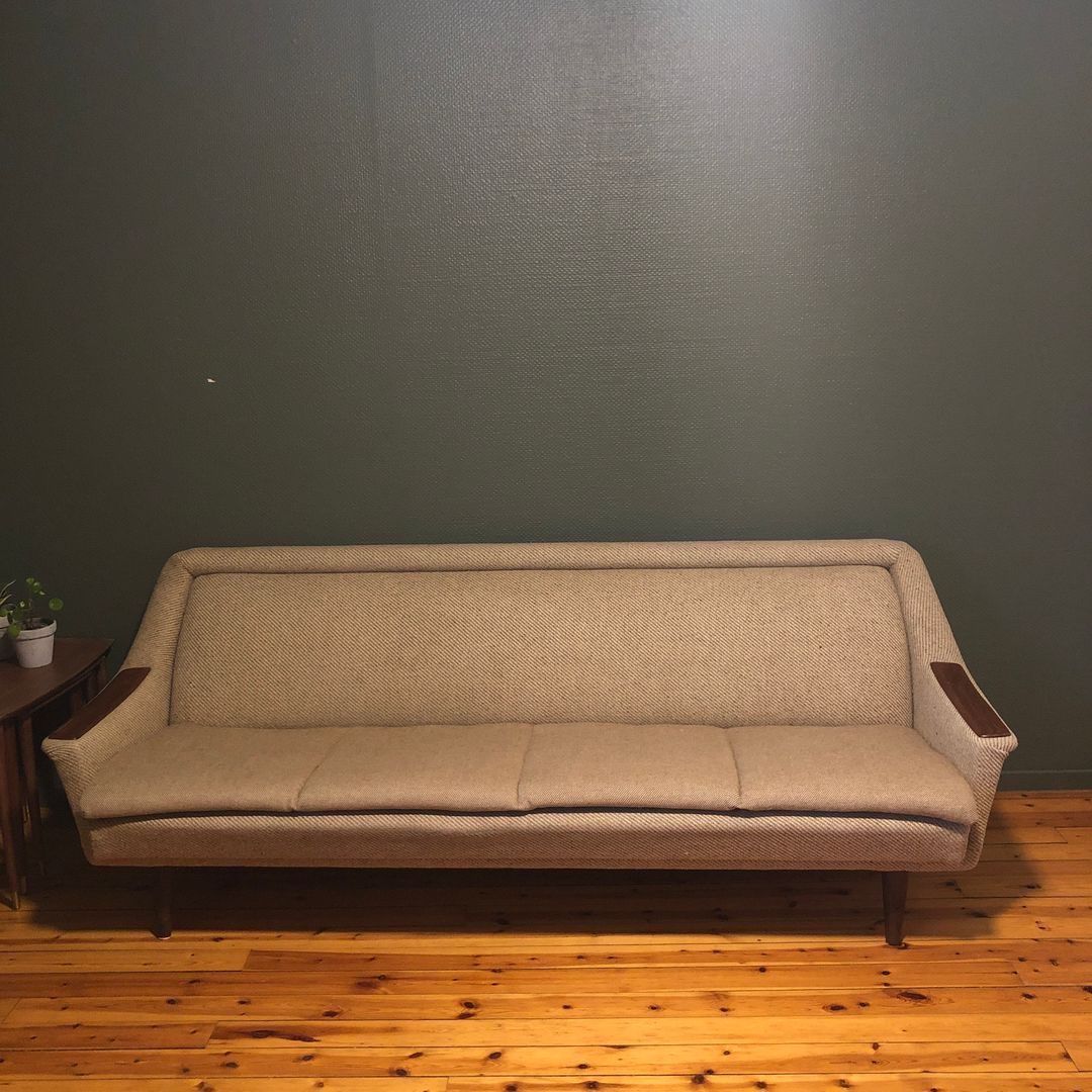 Retro sofa