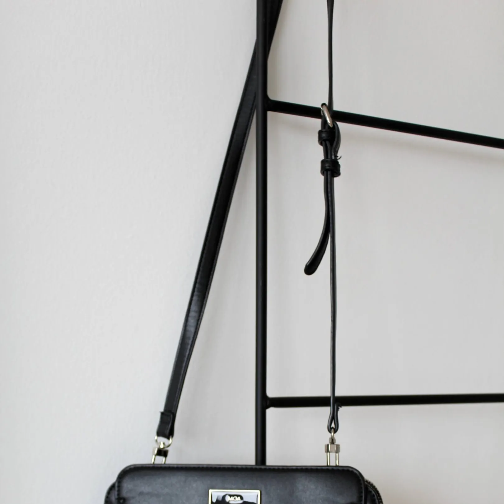 Sort crossbody