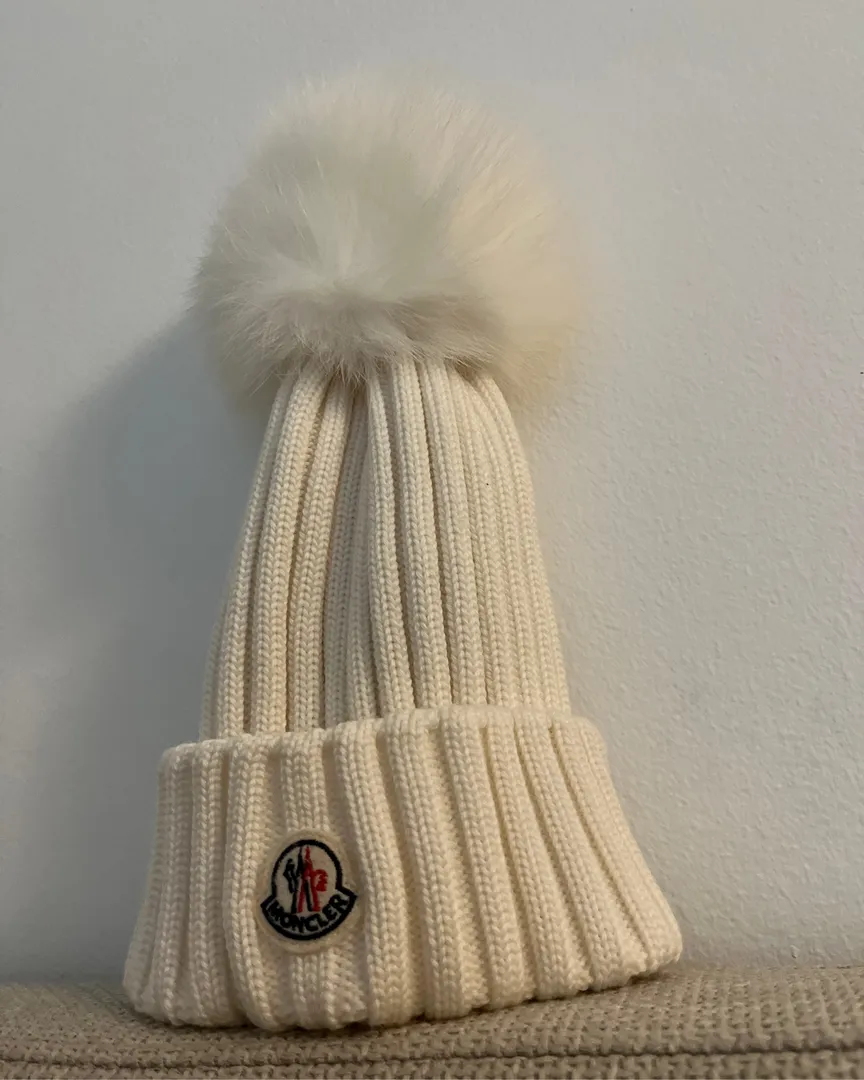 Moncler hue