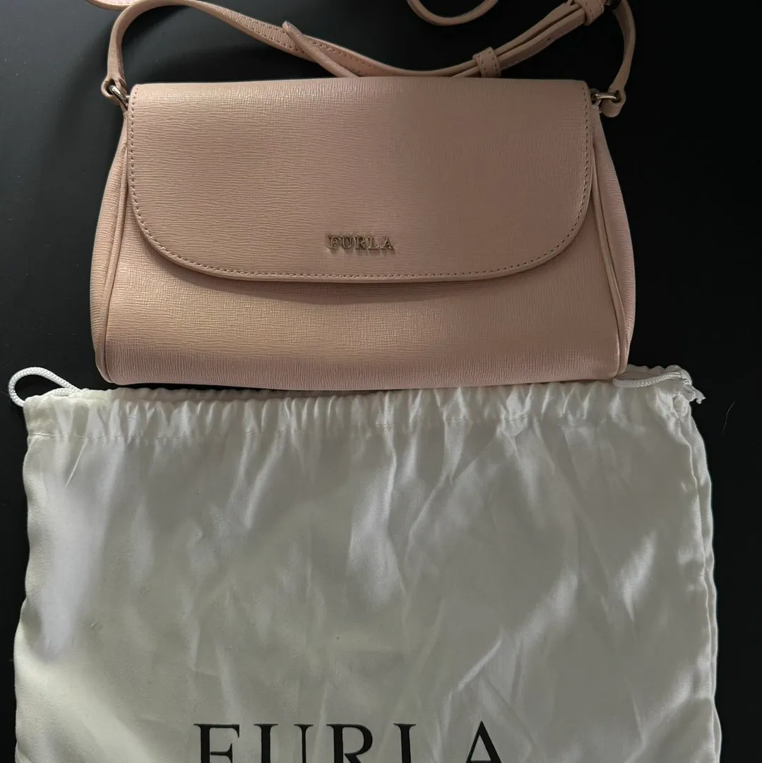 Furla laukku