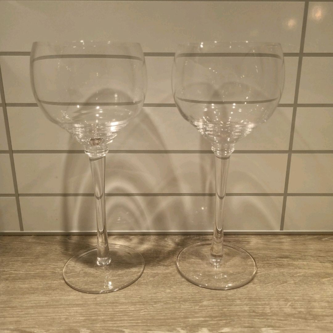 Rødvinsglass