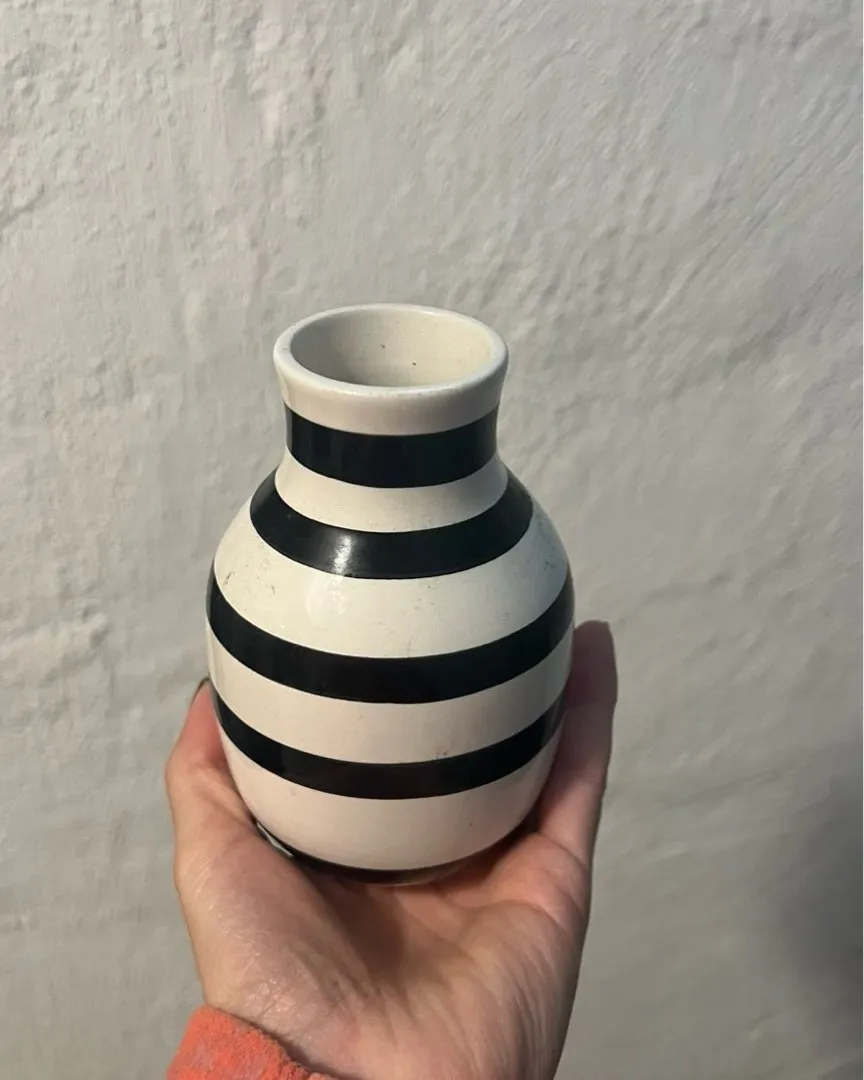 Kahler vase