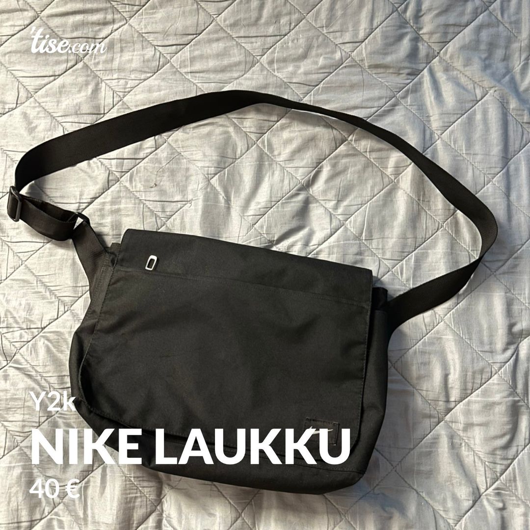 Nike laukku