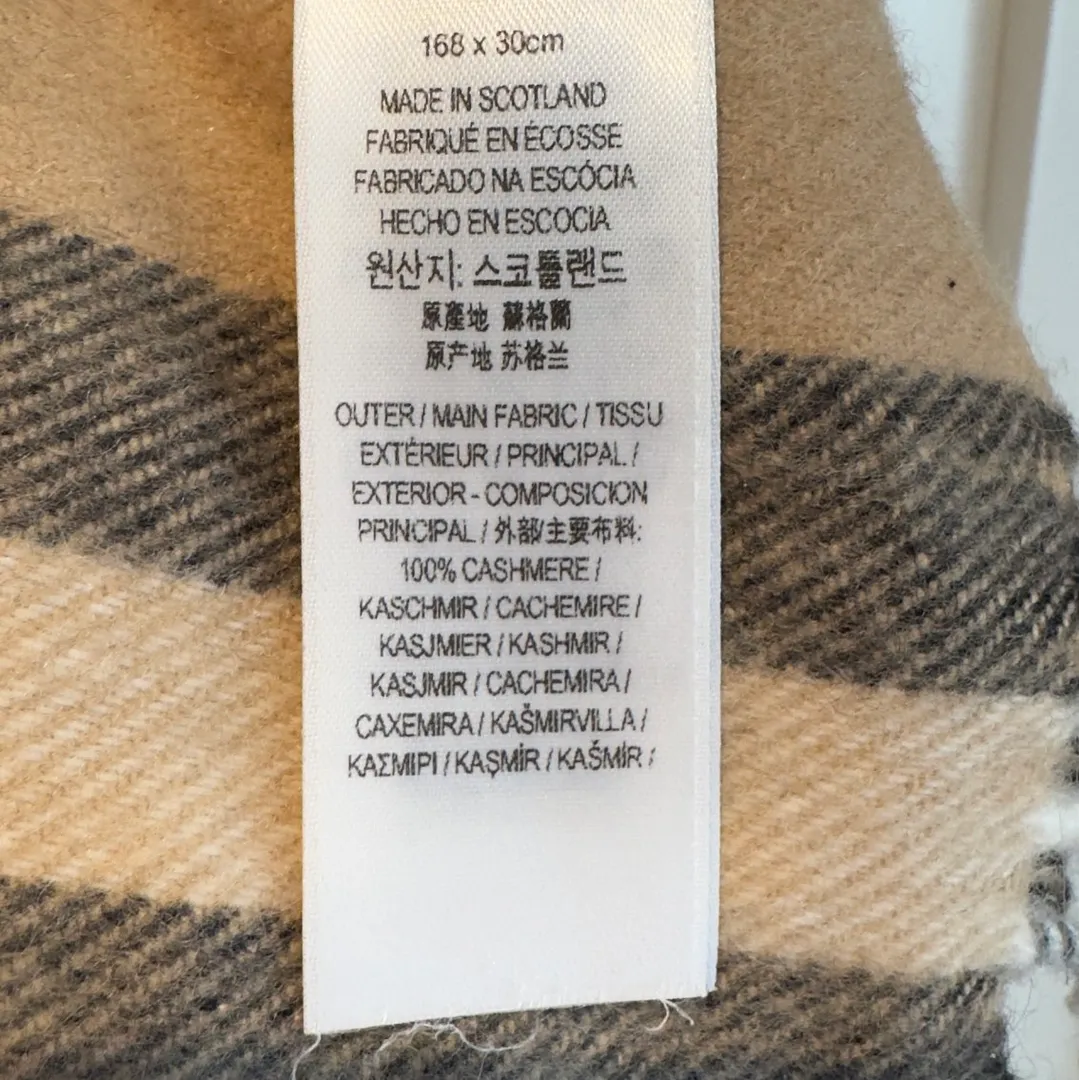 Burberry skjerf