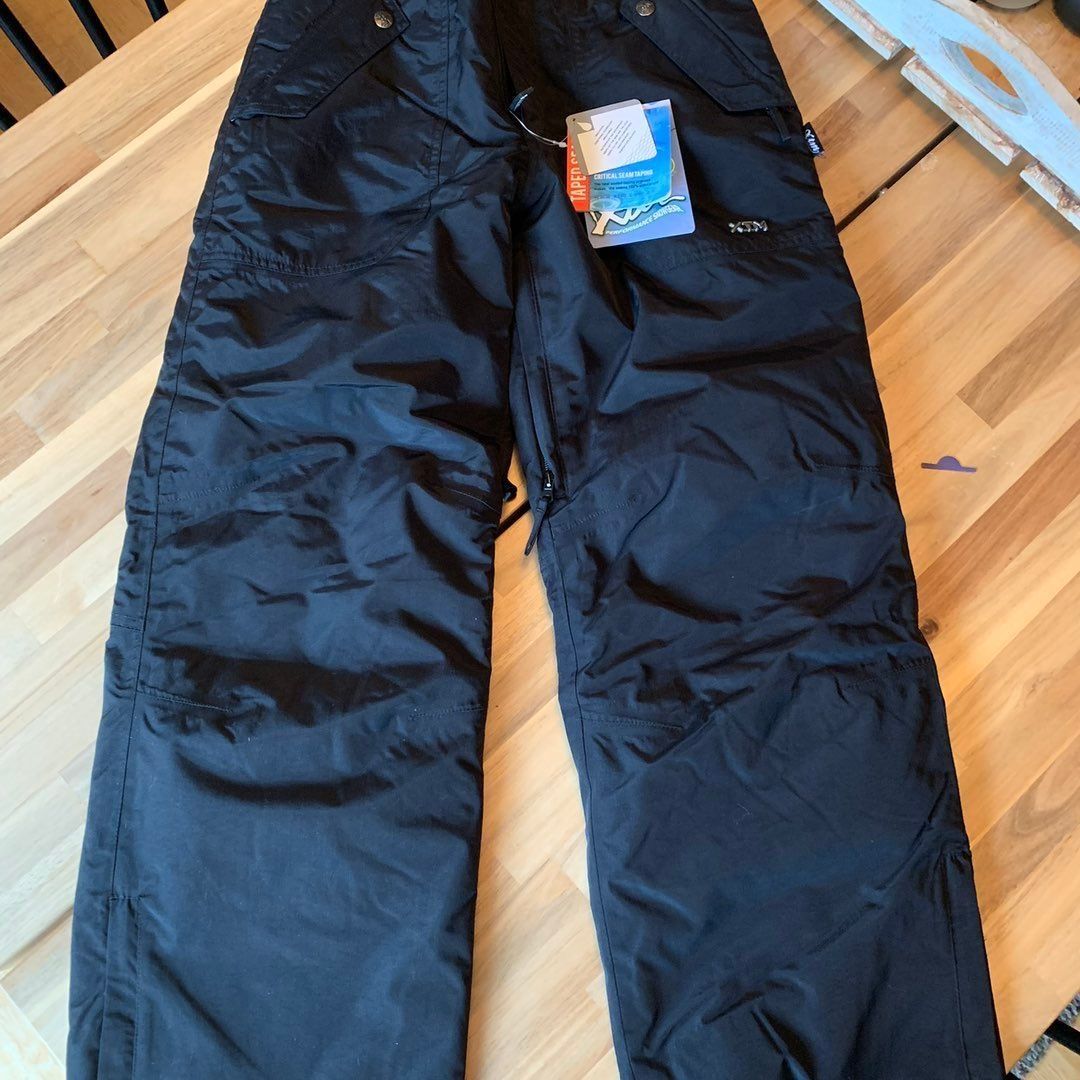 Ladies ski pants