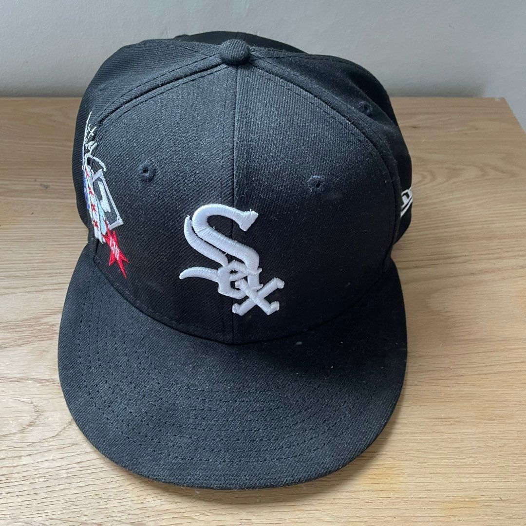 Fitted sox cap