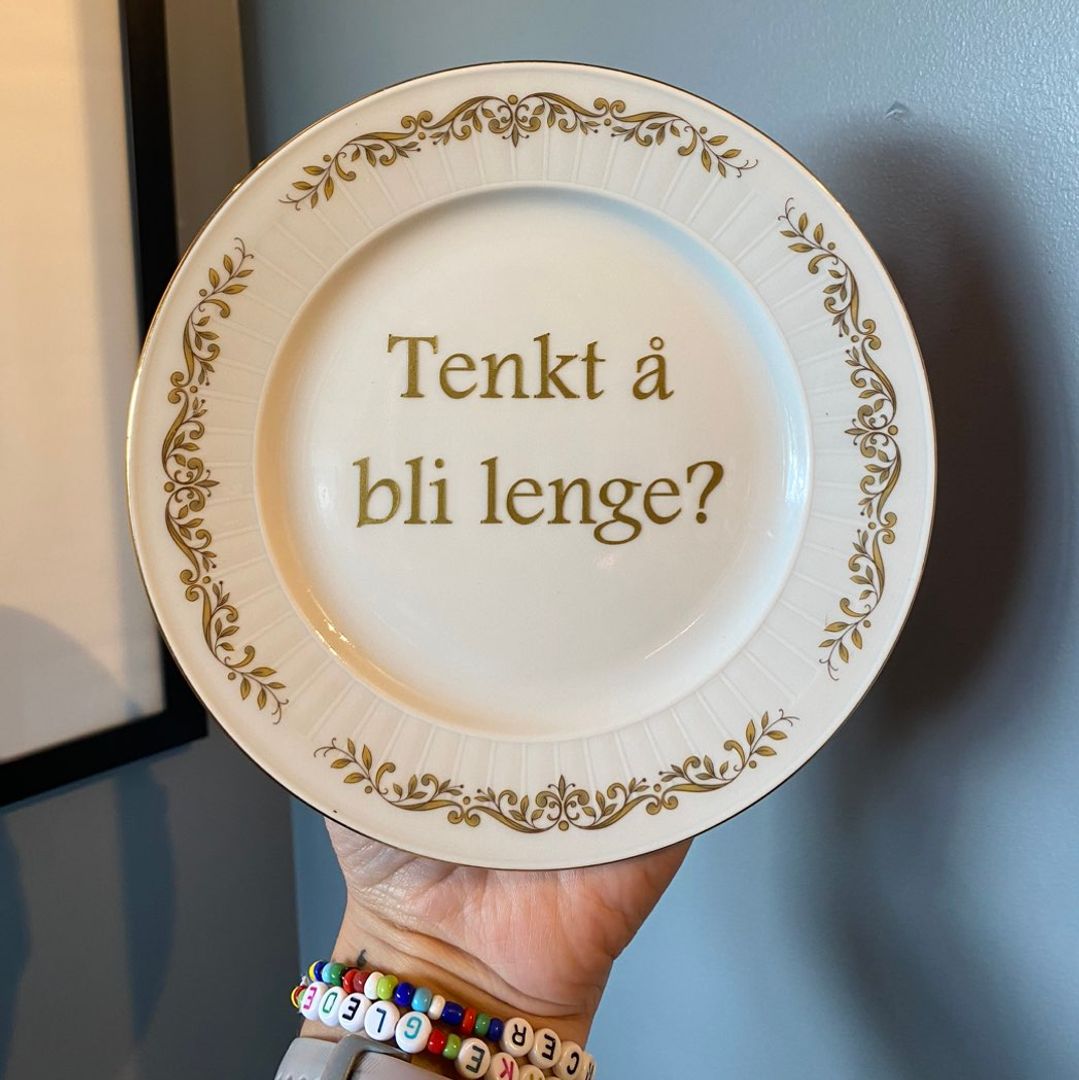 Asjett med tekst