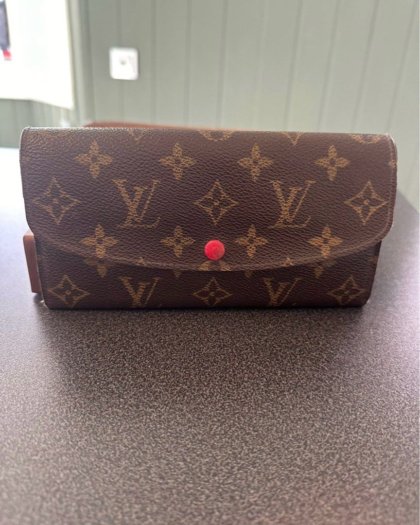 Louis Vuitton Emilie