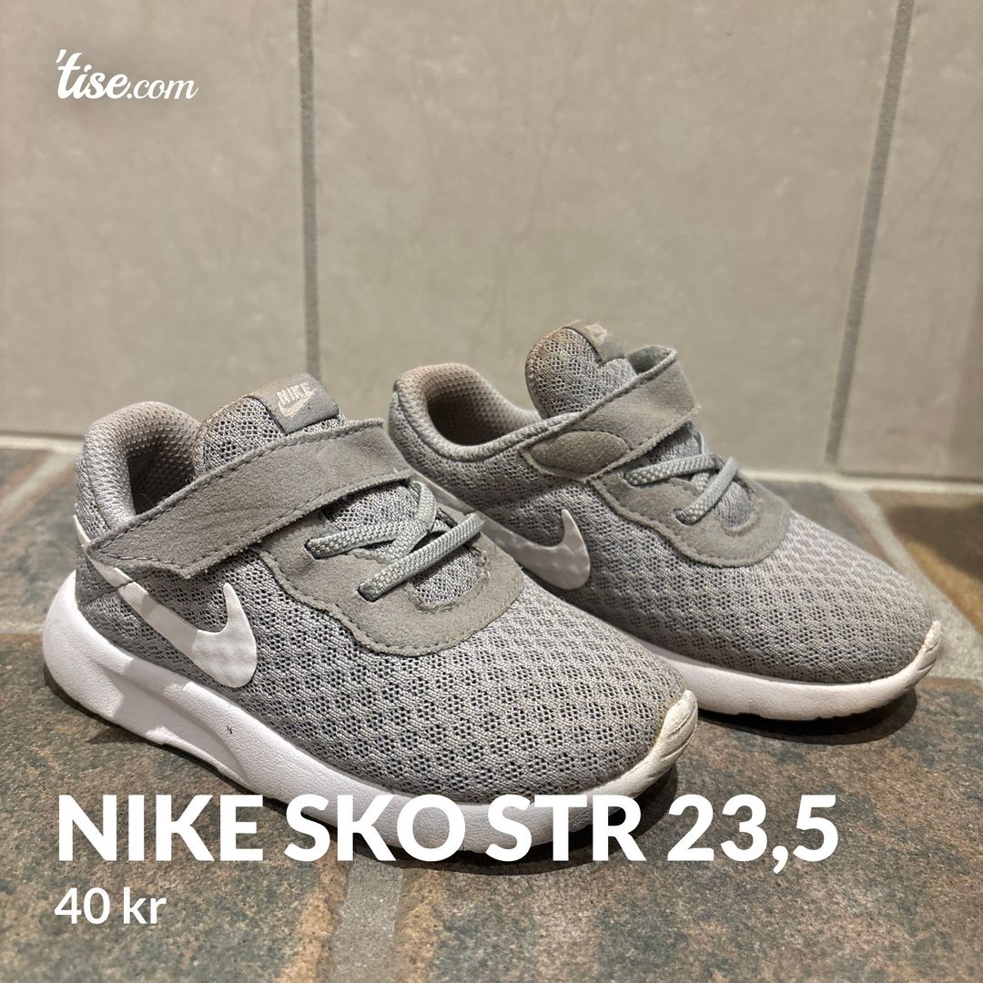 Nike sko str 235