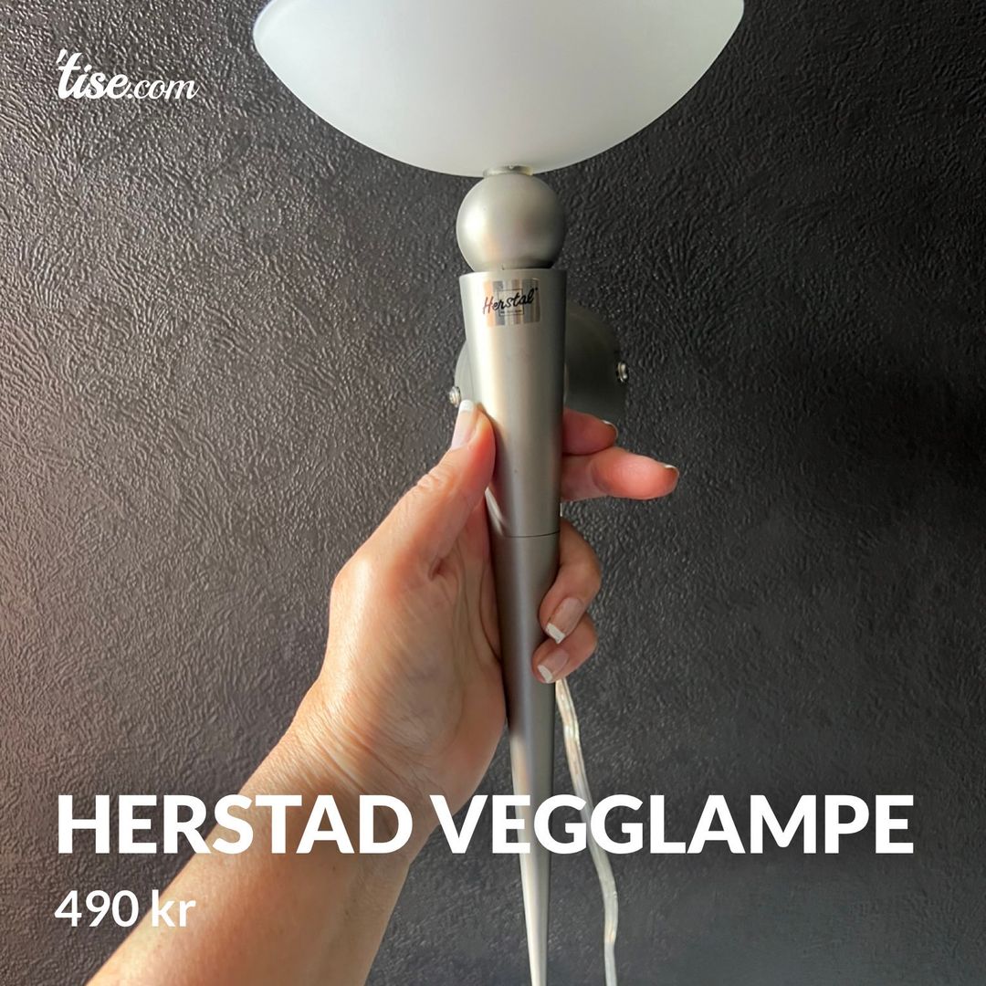 Herstad vegglampe