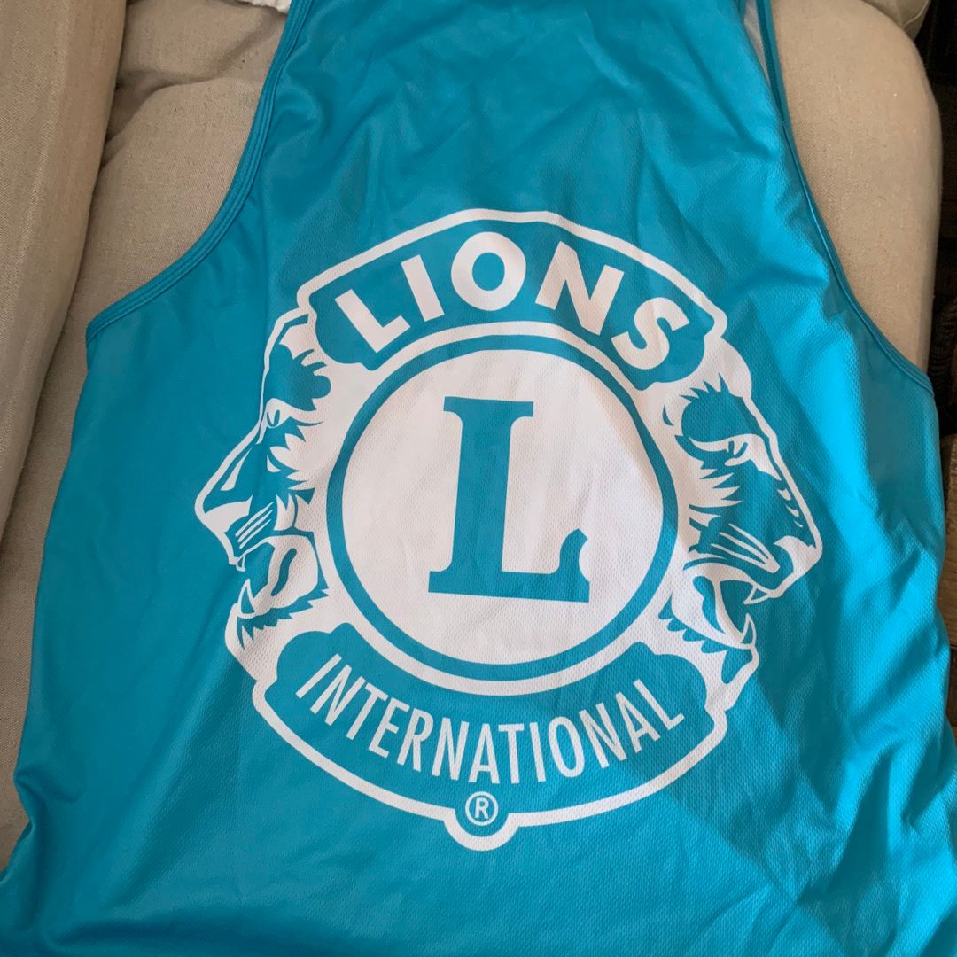 Lions vest