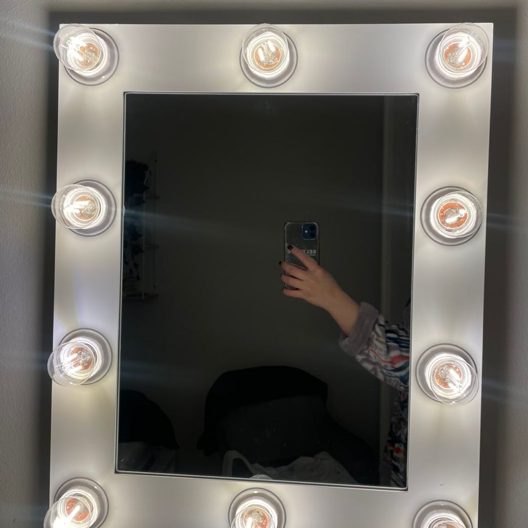 Light mirror