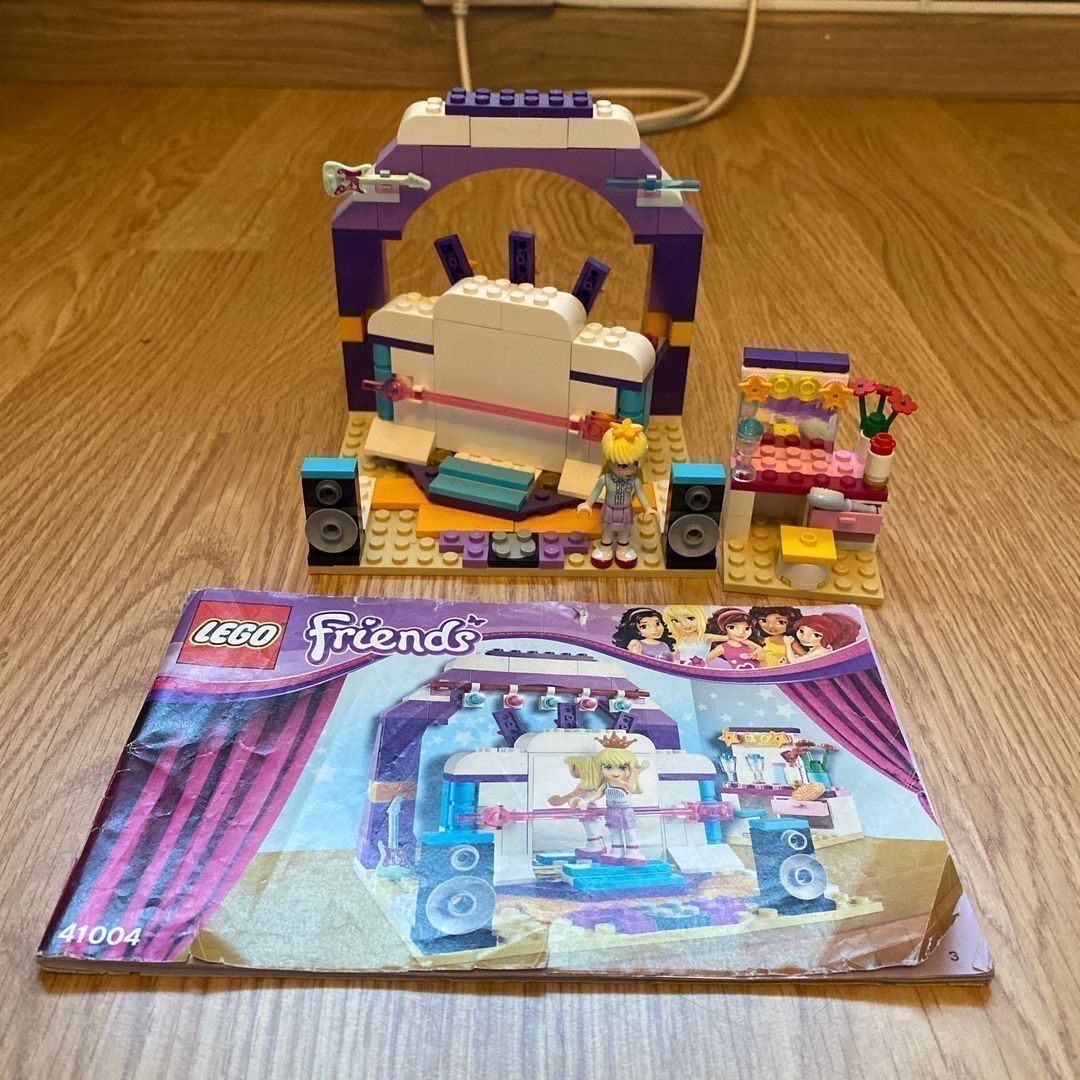 Lego friends