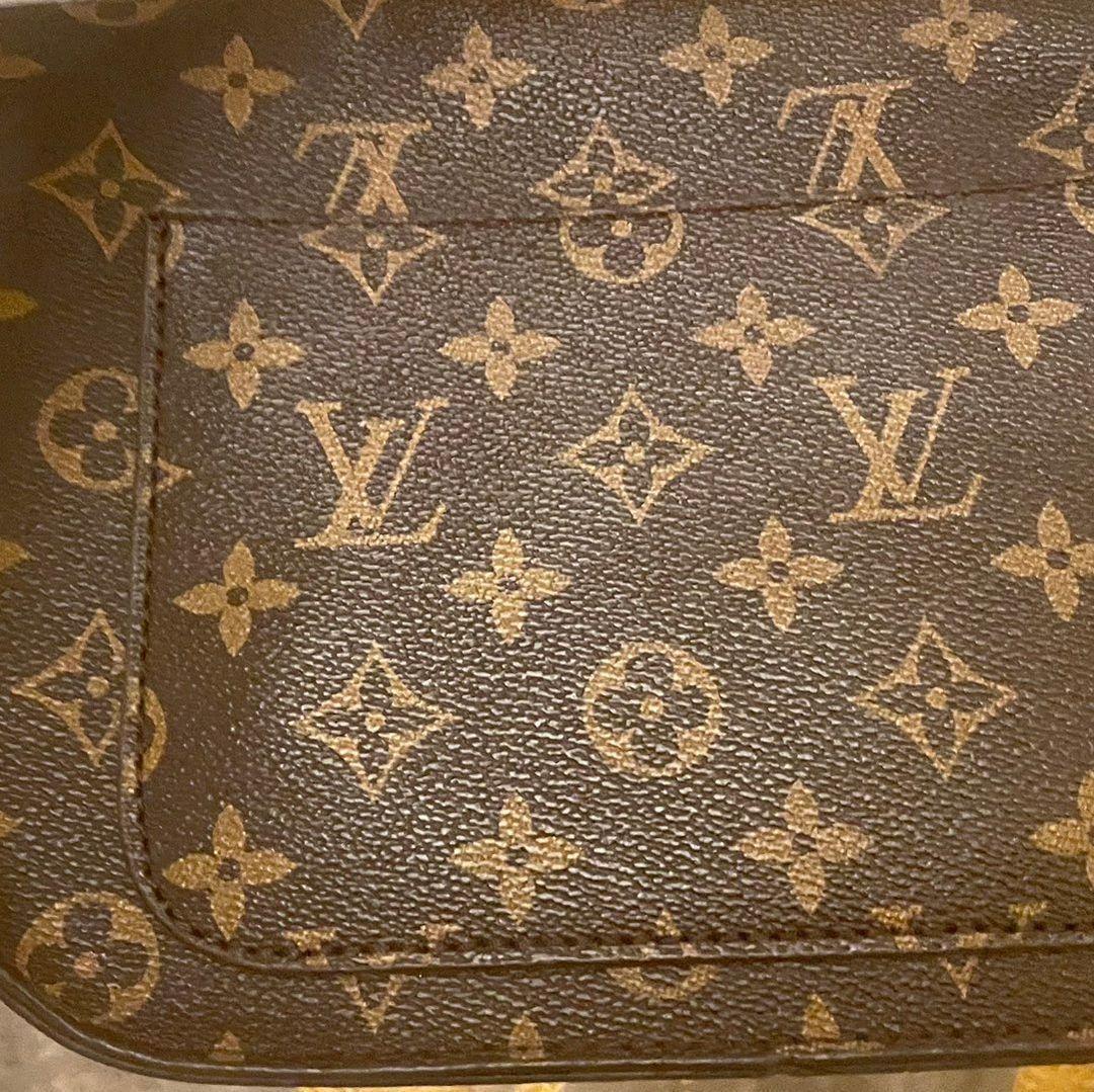 LV VESKE