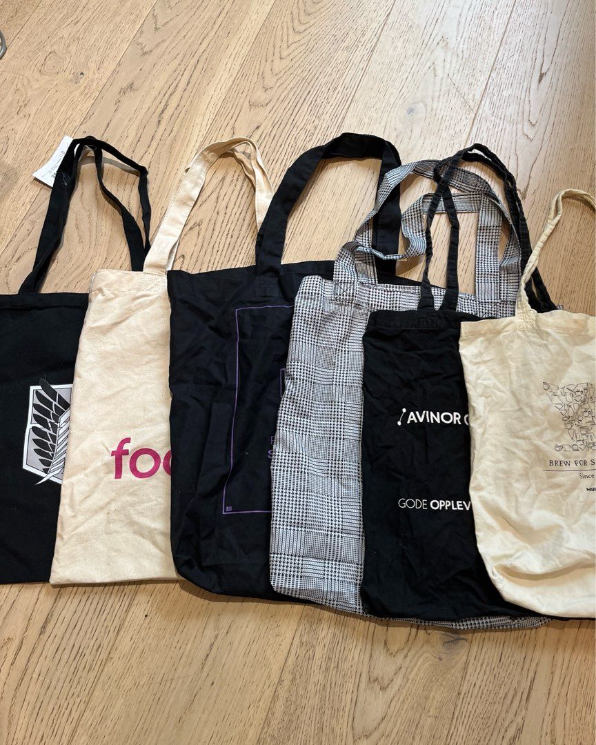 Tote bags