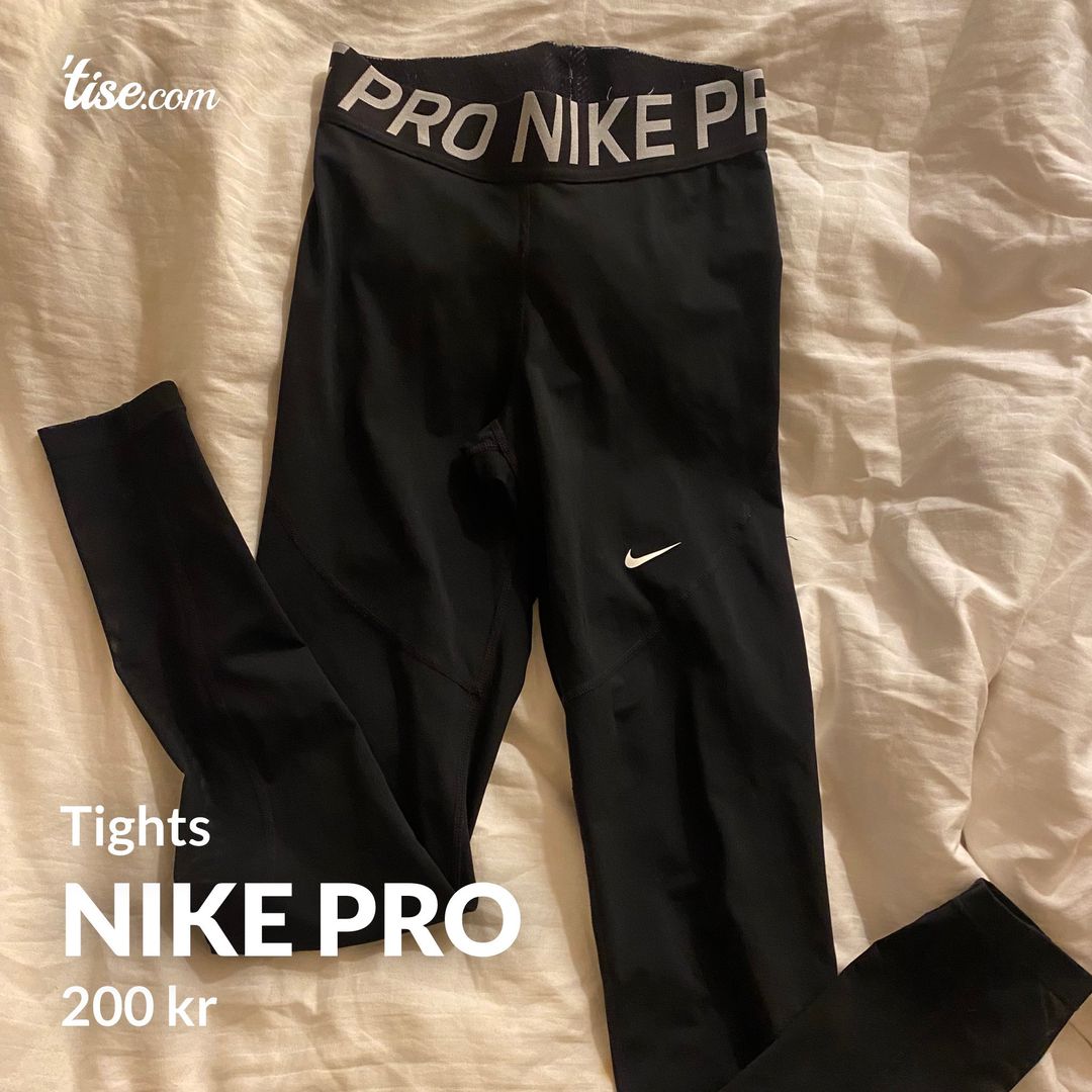 Nike Pro