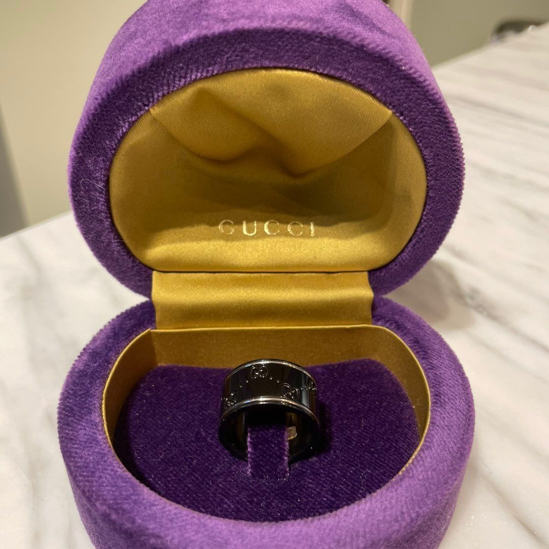 Gucci Monogram ring