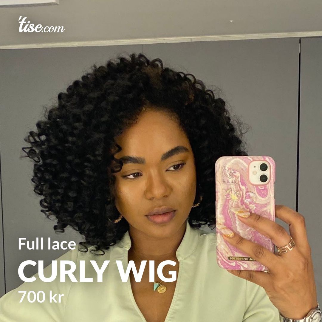 Curly wig