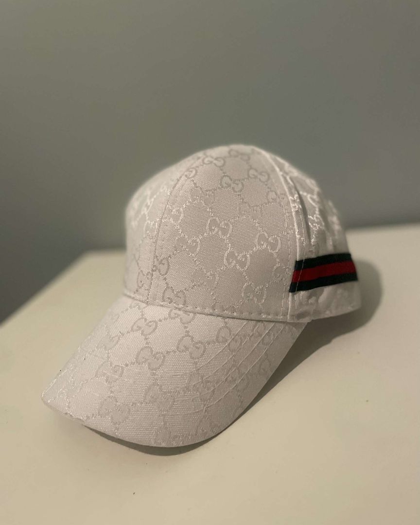 Gucci caps Clasique