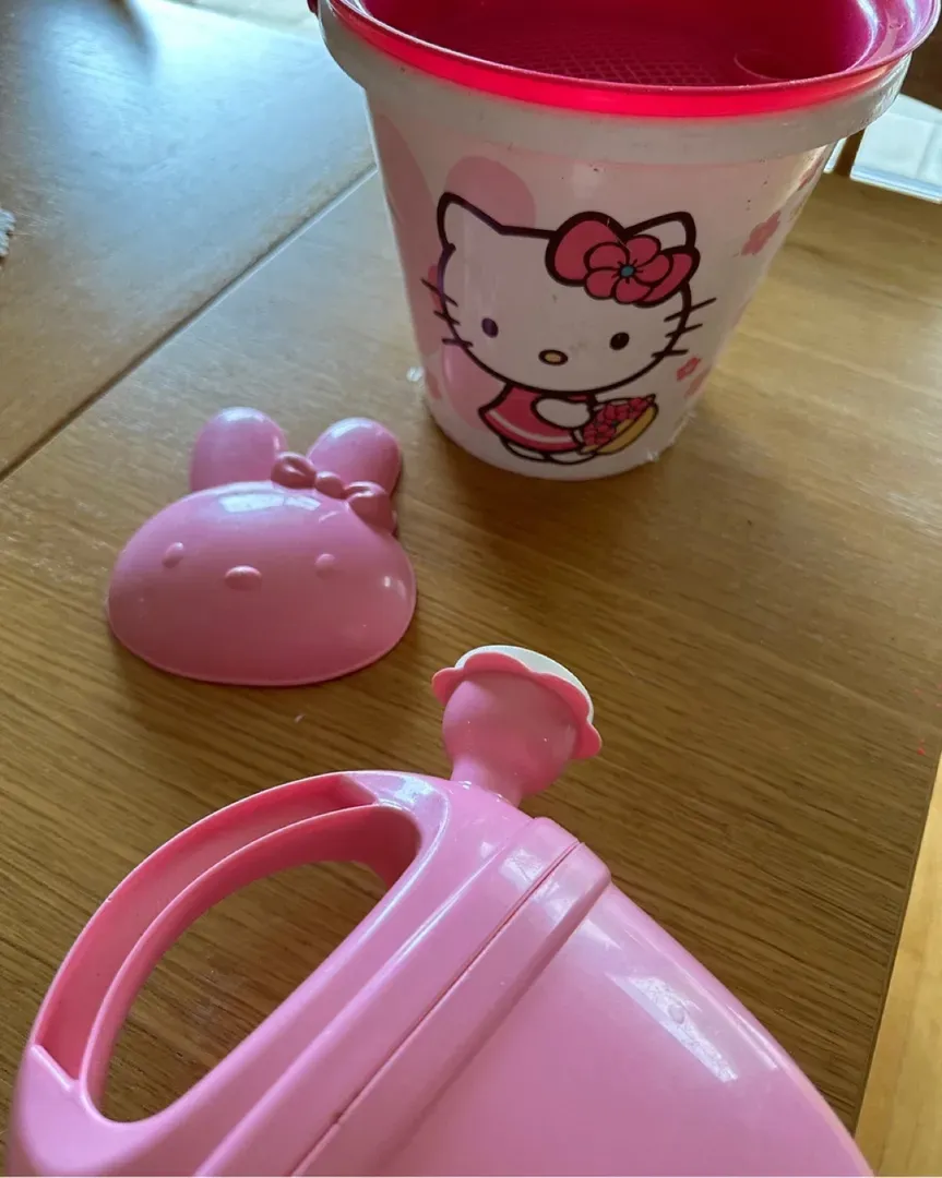 Hello kitty bøtte