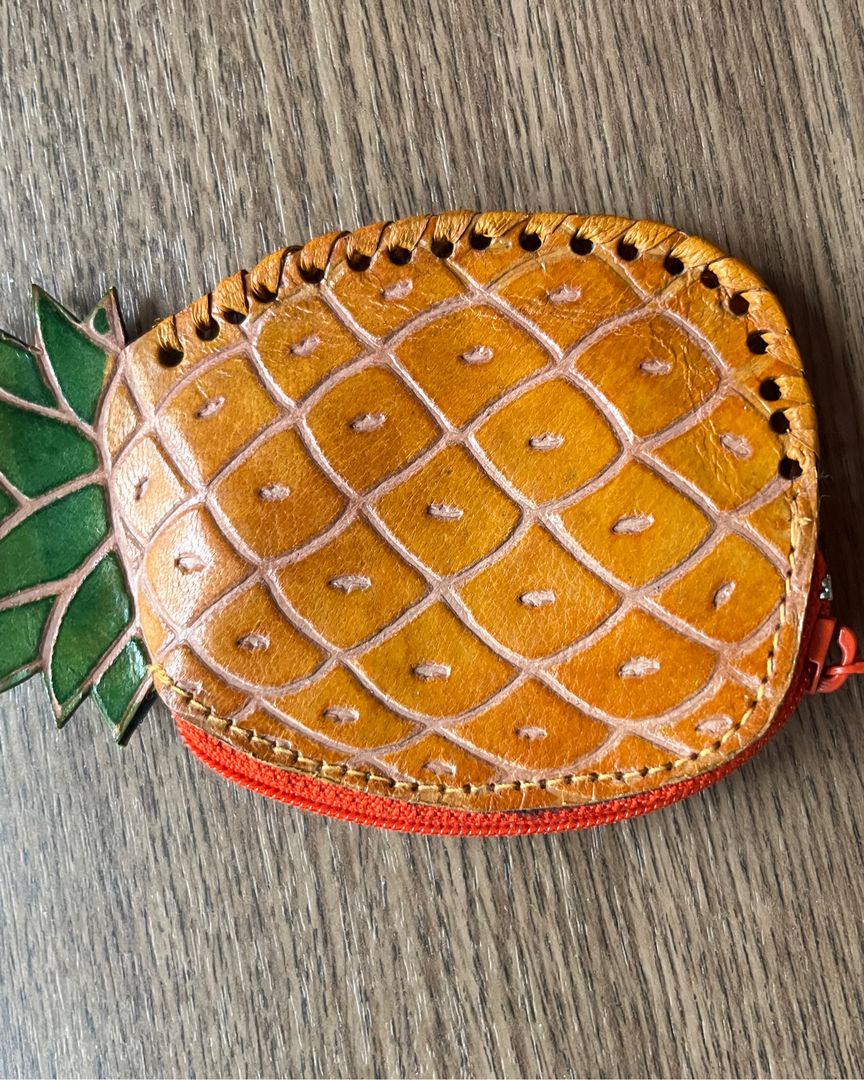 Pineapple wallet