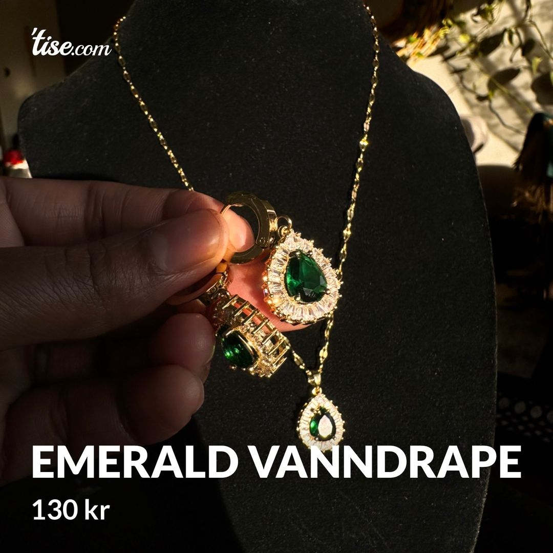 Emerald Vanndrape