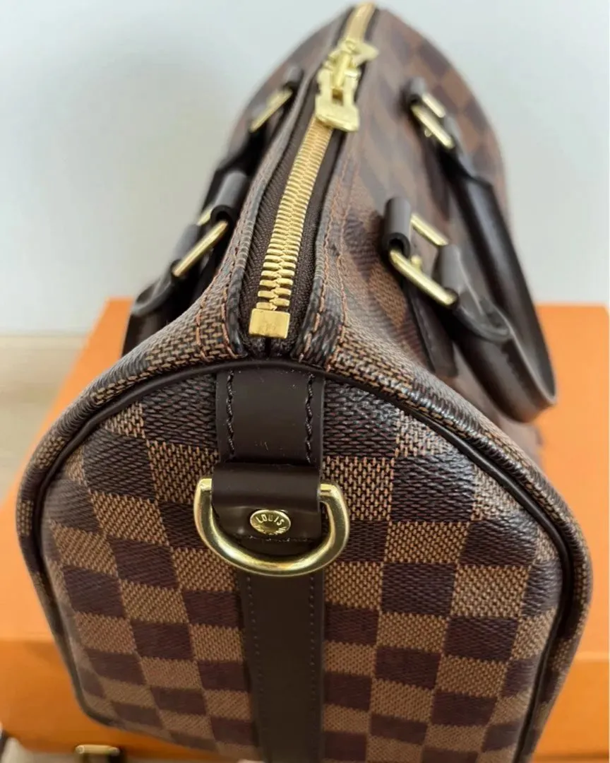 Louis Vuitton Speedy